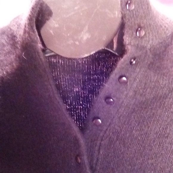 Rabbit - Picture 2 of 5